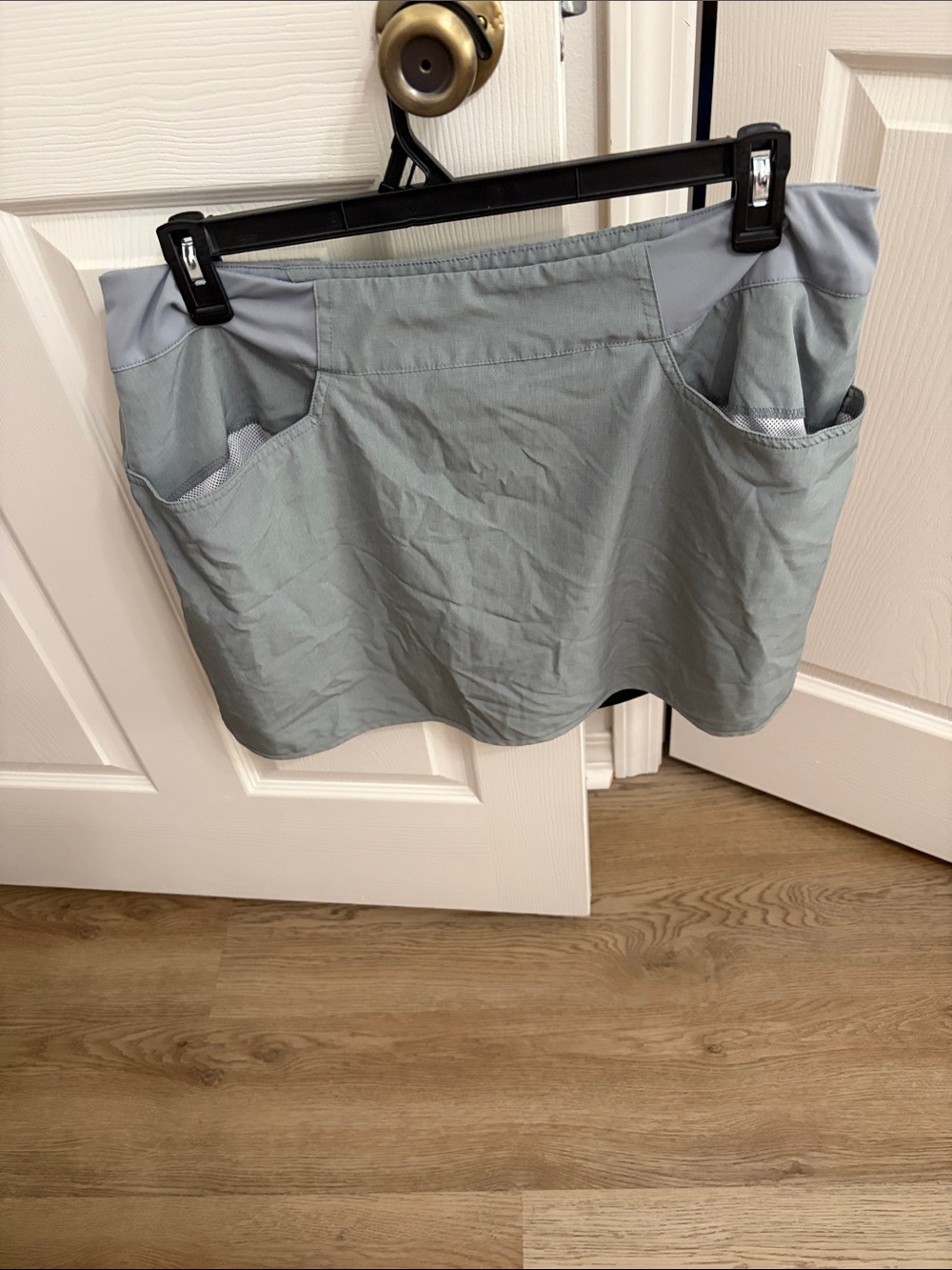 Magellan Outdoors Women's Light Gray Active Skort